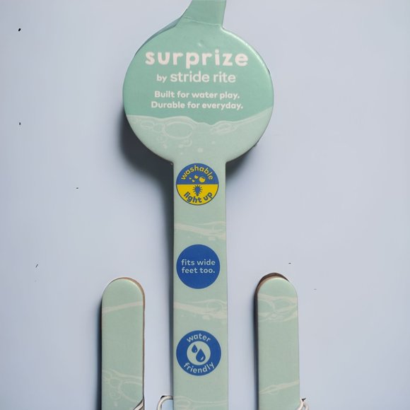 NWT Surprize By Stride Rite Boys Light Up Water Shoes Memory Foam Blue Size 12 - Picture 9 of 11